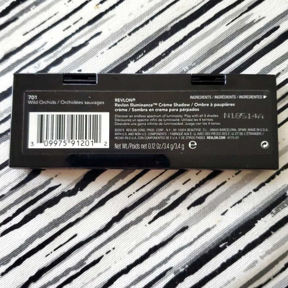 Revlon Luminosity #701 Wild Orchids Quad Eyeshadow‎ NEW